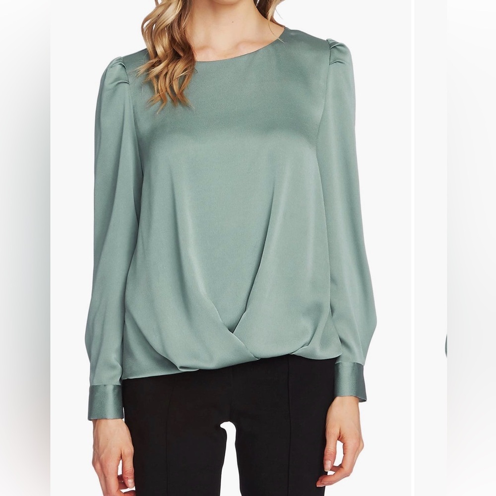Vince Camuto Drape Front Blouse Medium